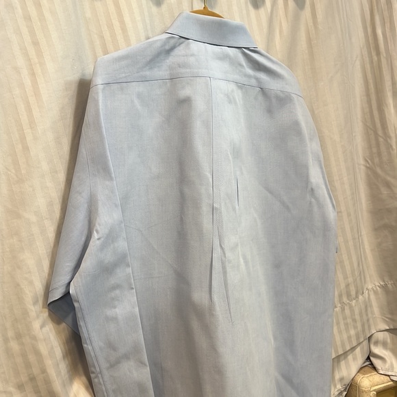 Brooks Brothers Dress Shirt. 17 34/35. Very nice - Picture 5 of 8